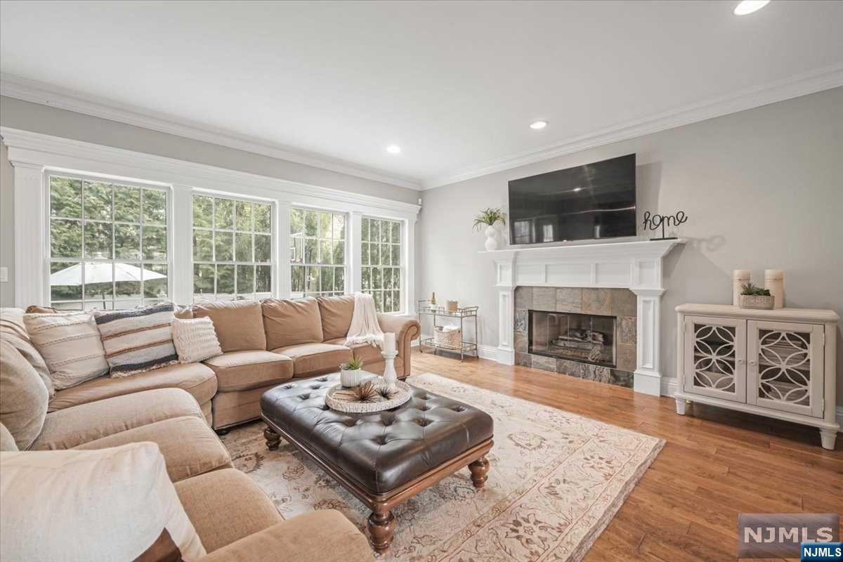 290 S Franklin Turnpike