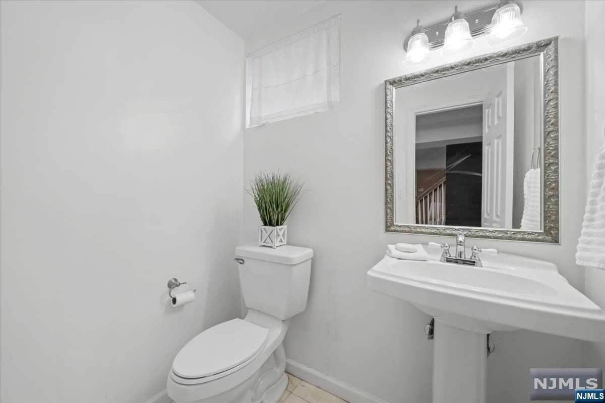 290 S Franklin Turnpike