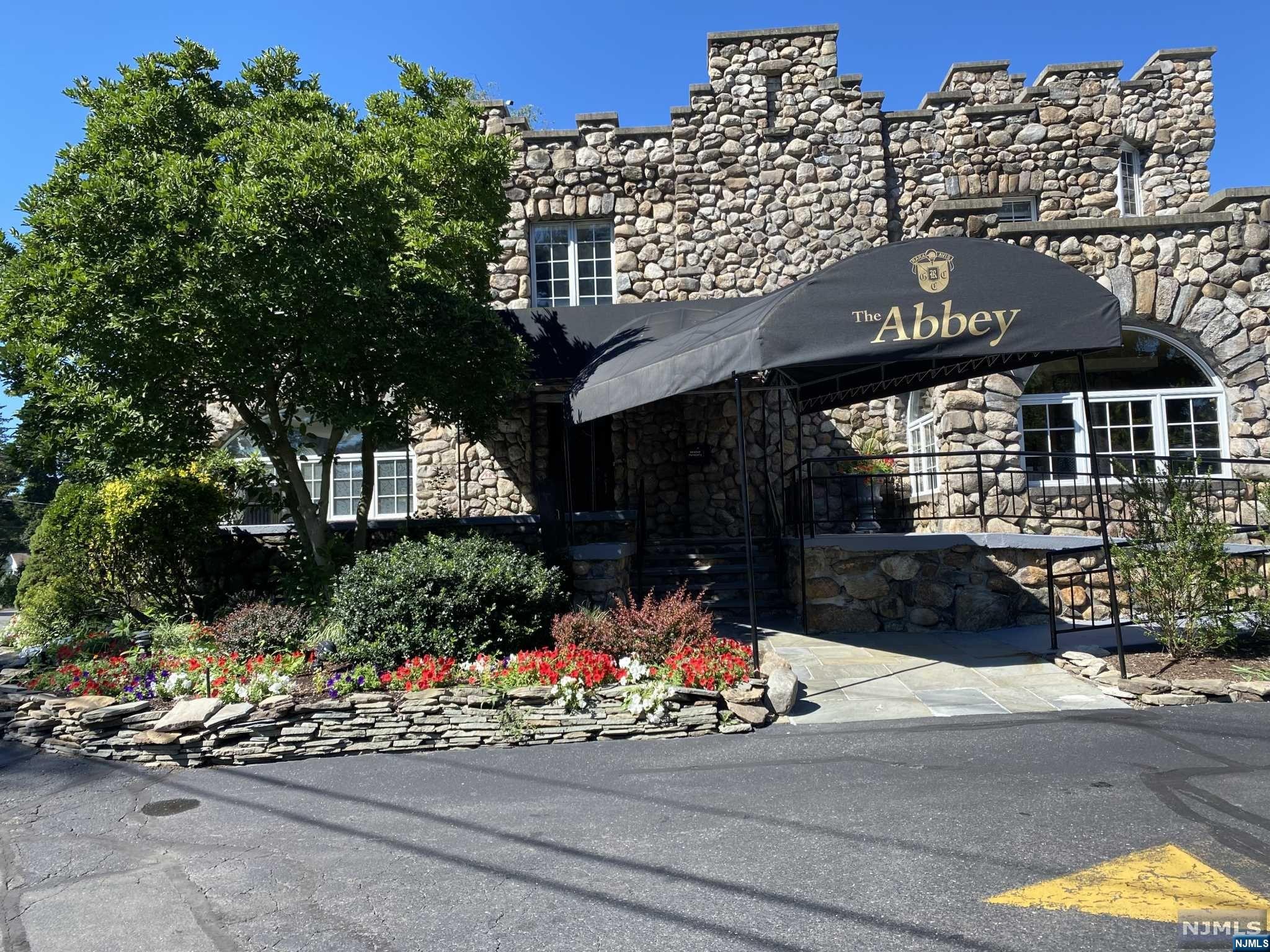 290 S Franklin Turnpike