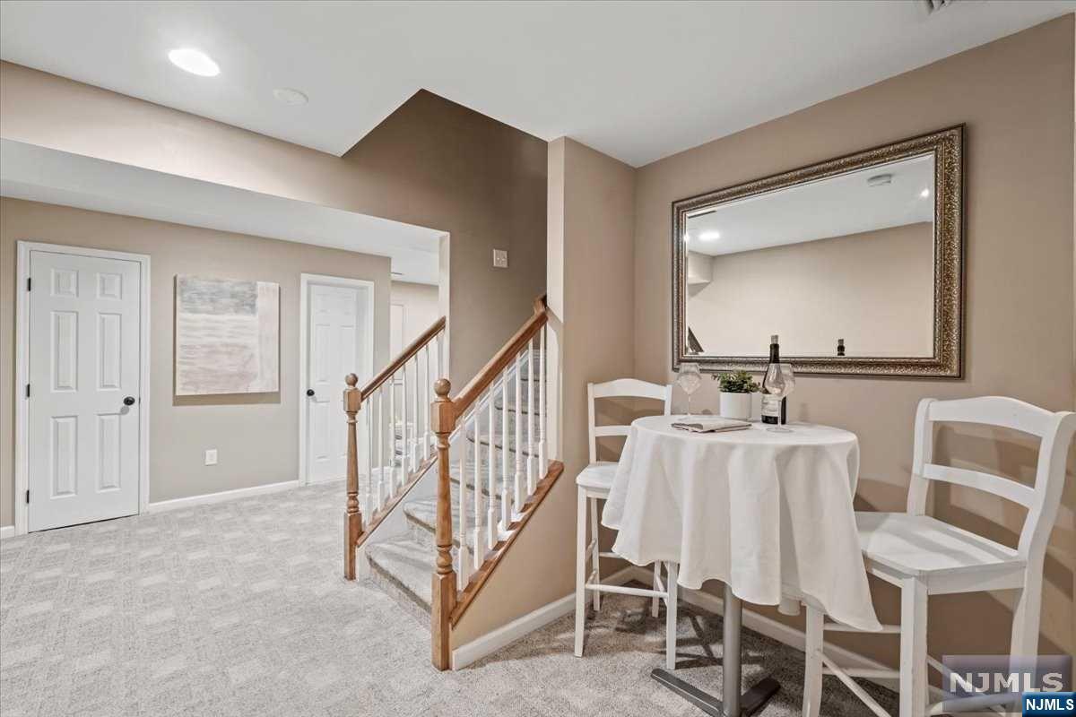 290 S Franklin Turnpike