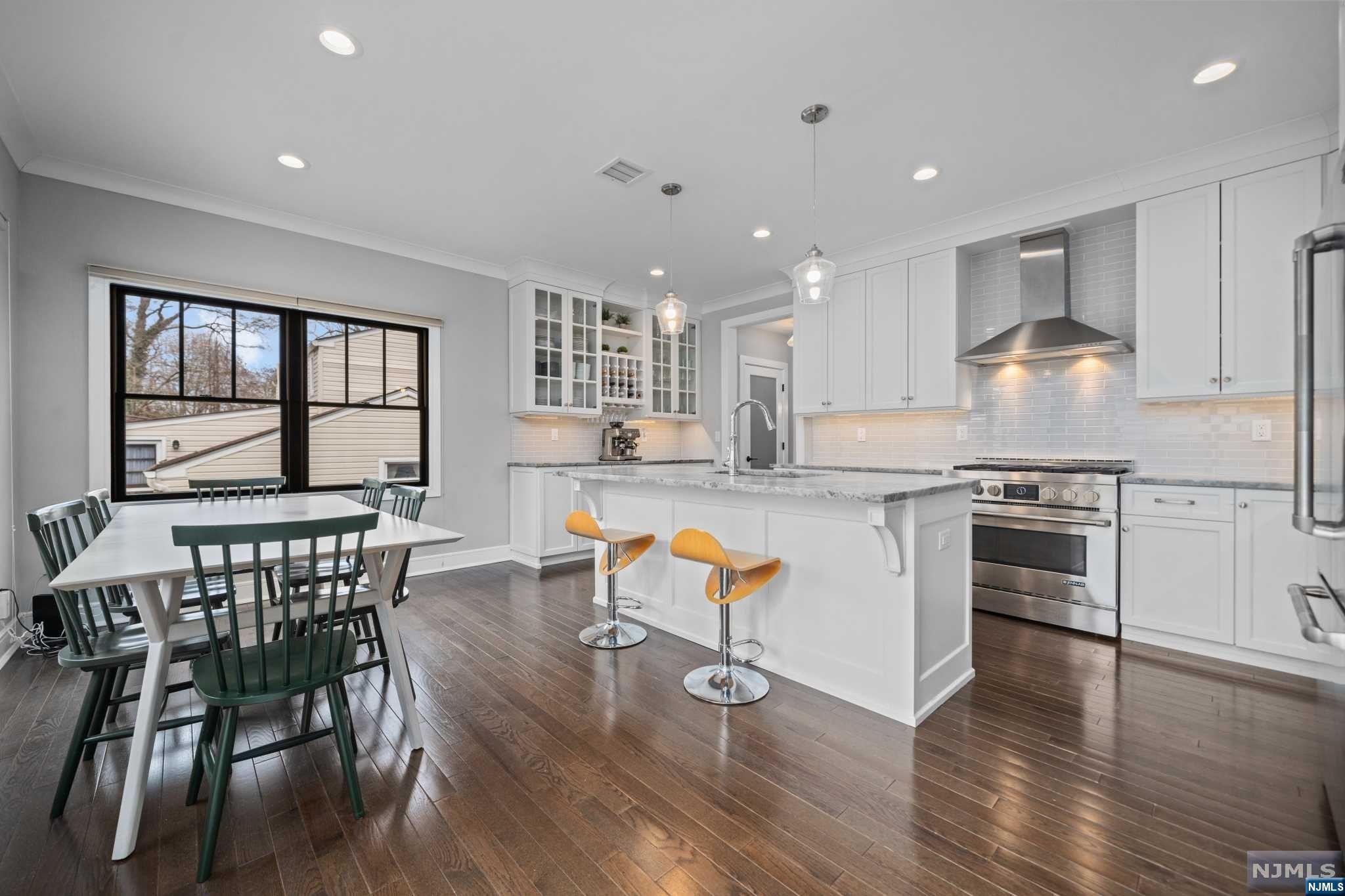 322 South Drive