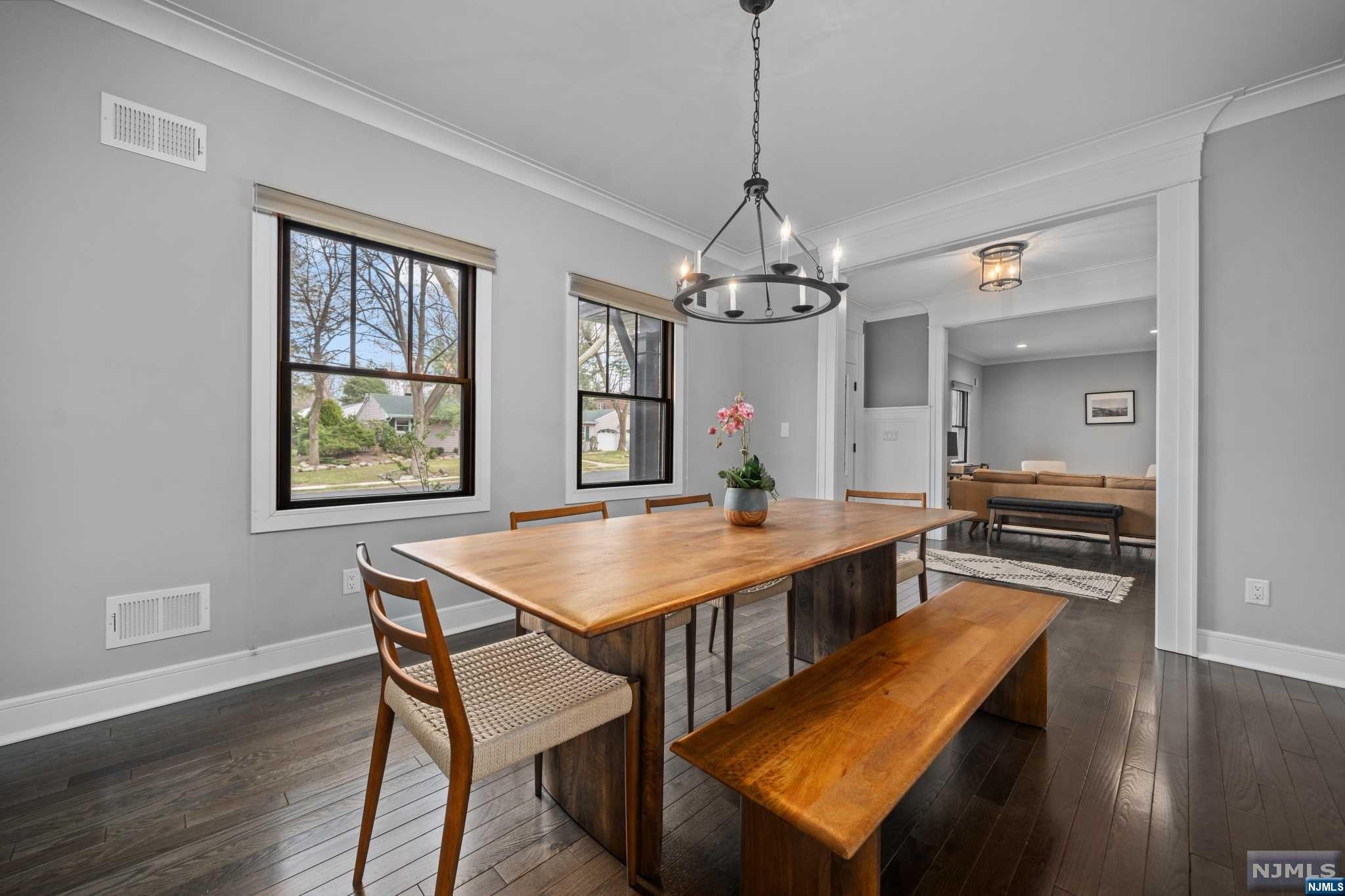 322 South Drive