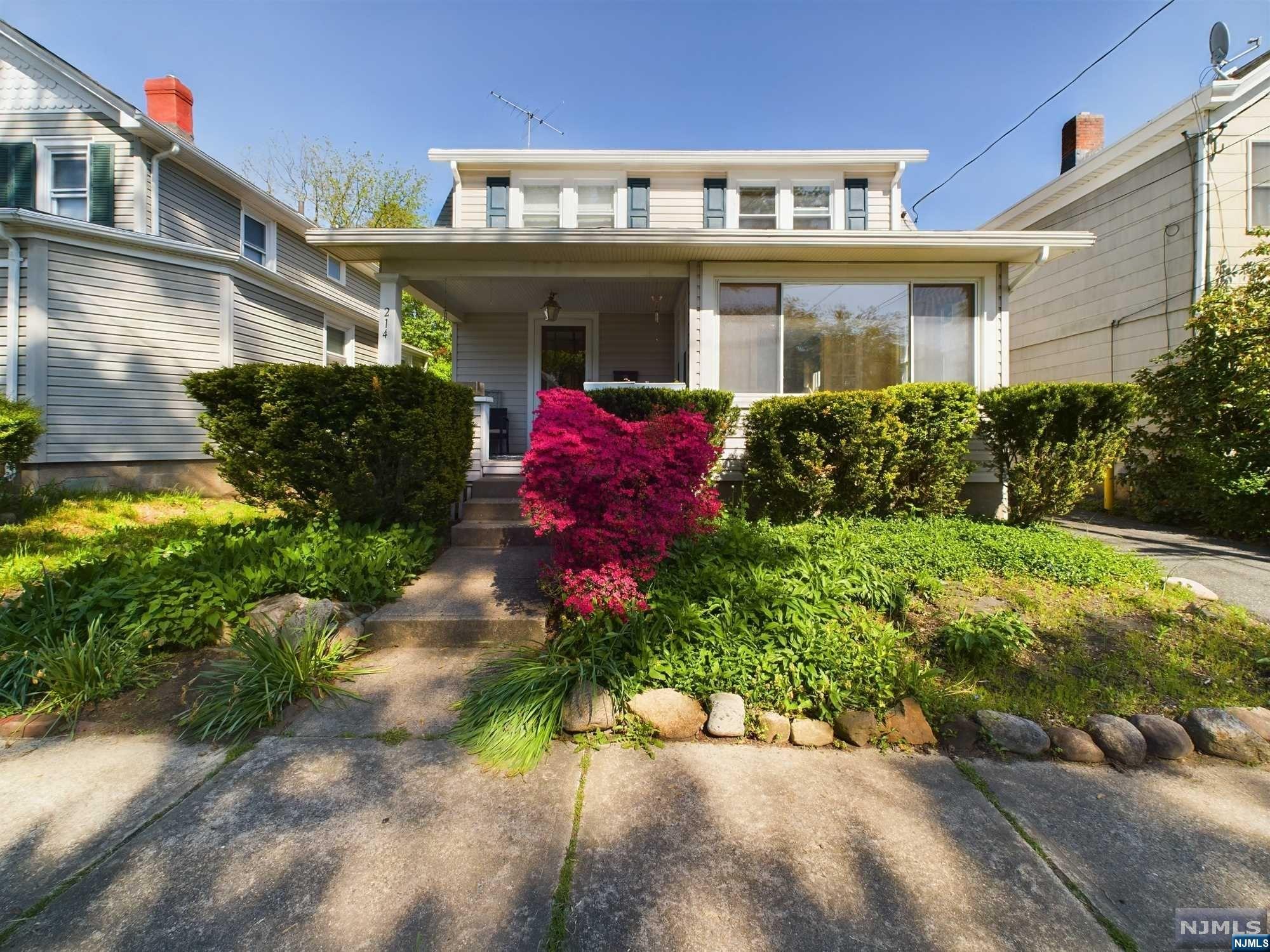 214 Paterson Avenue