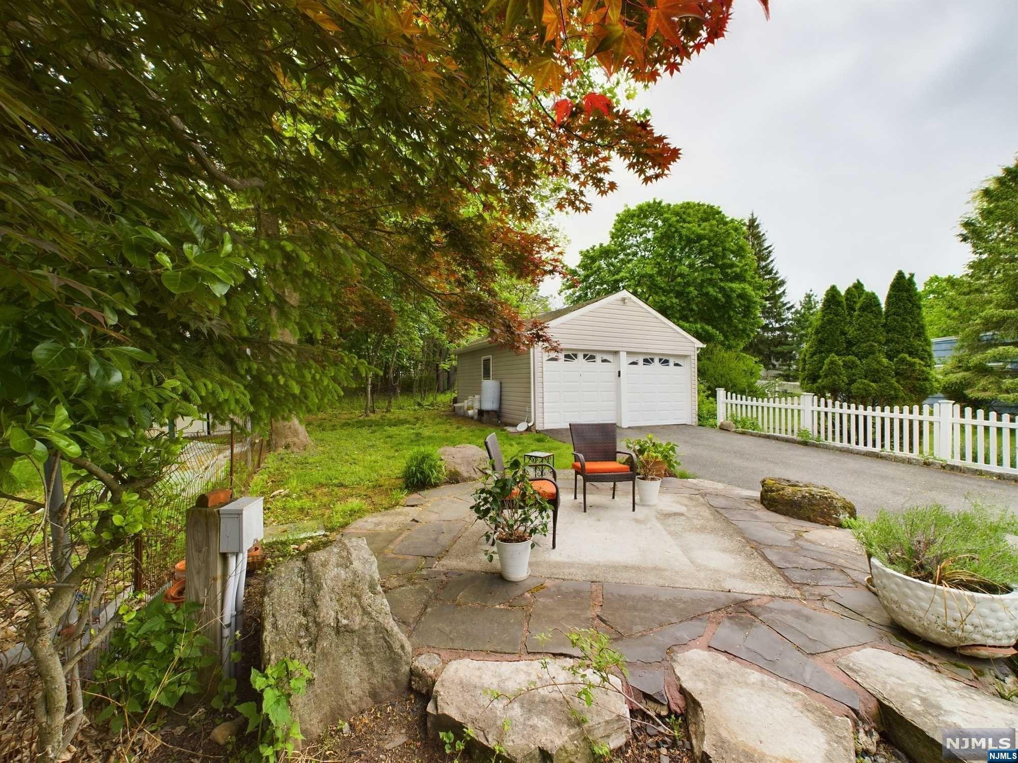 214 Paterson Avenue
