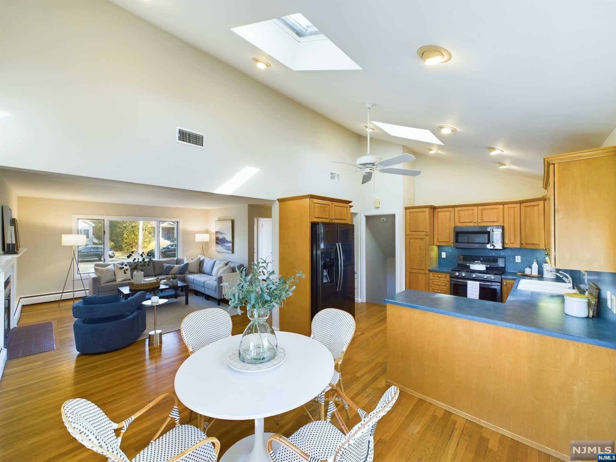 560 Northern Parkway