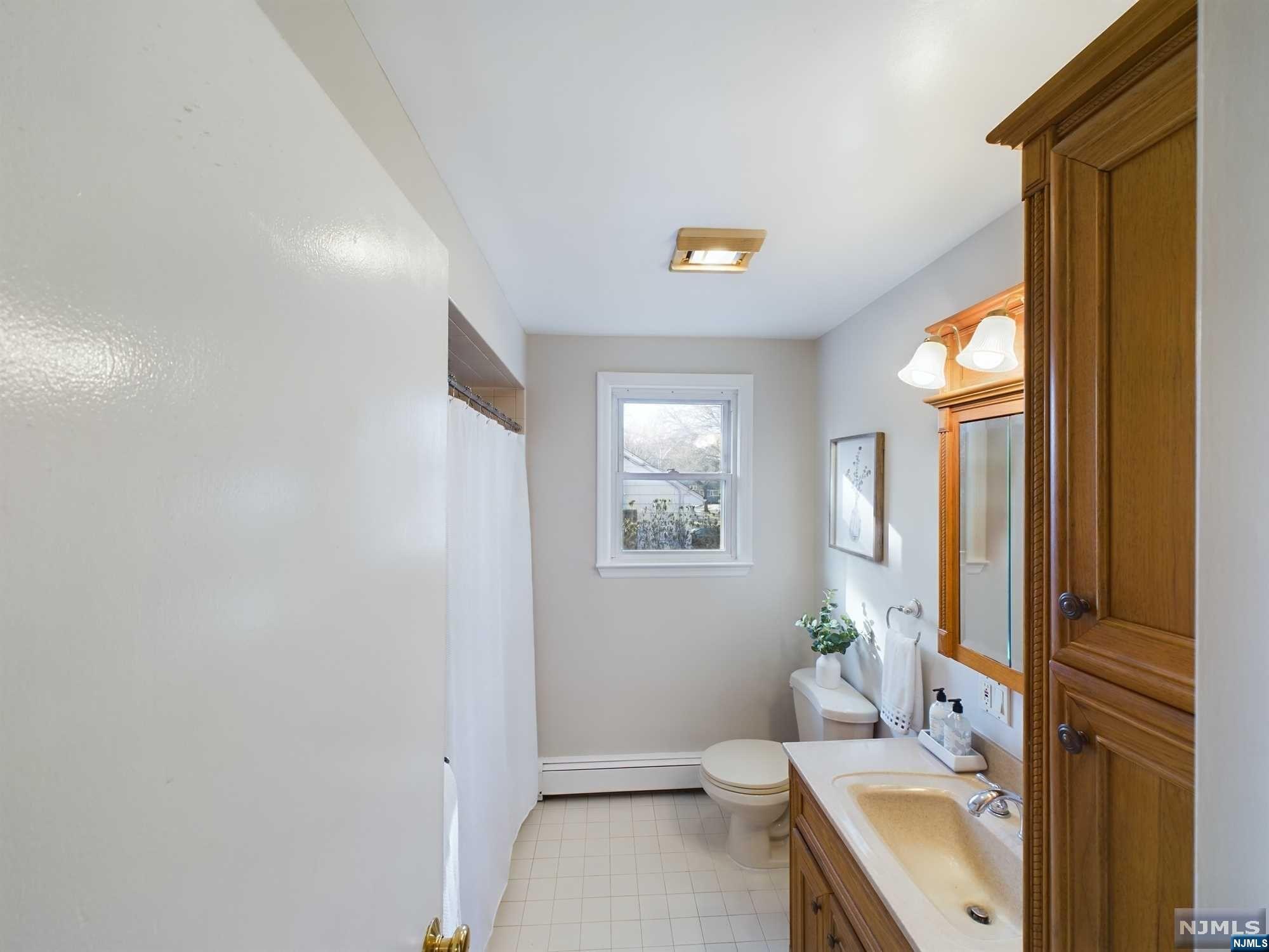 560 Northern Parkway