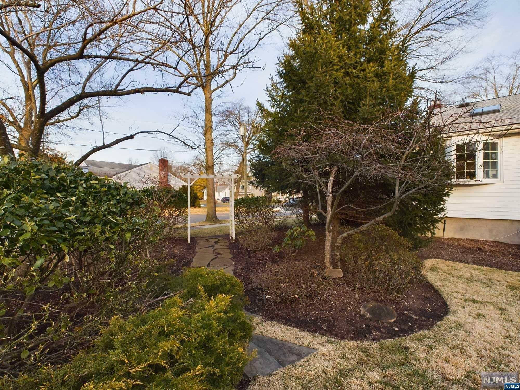 560 Northern Parkway