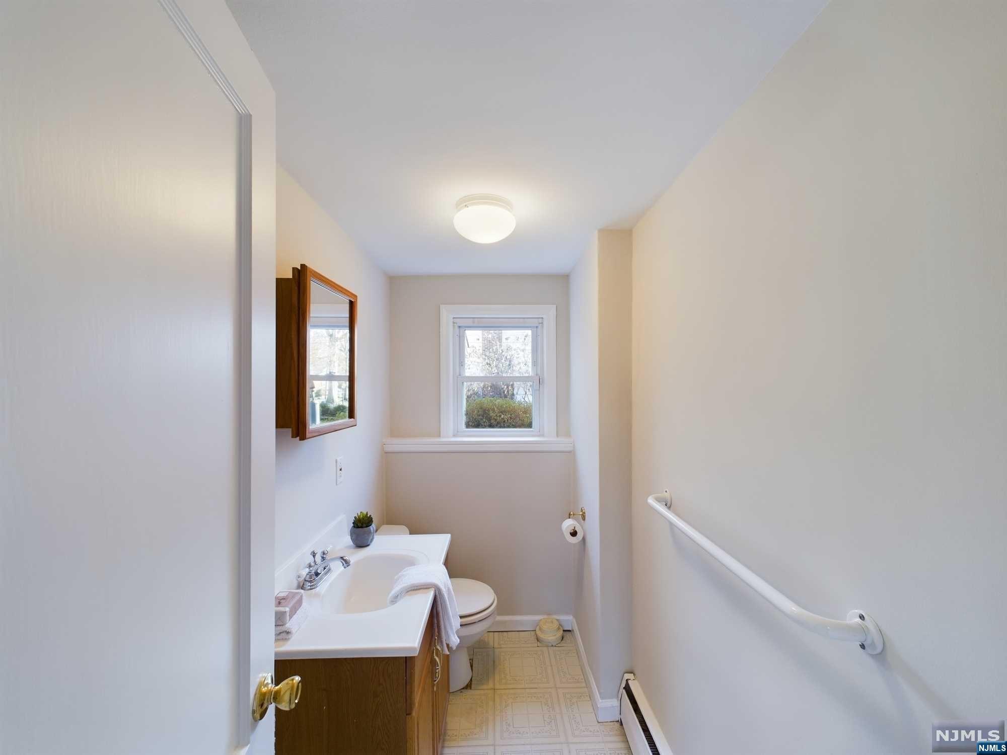 560 Northern Parkway