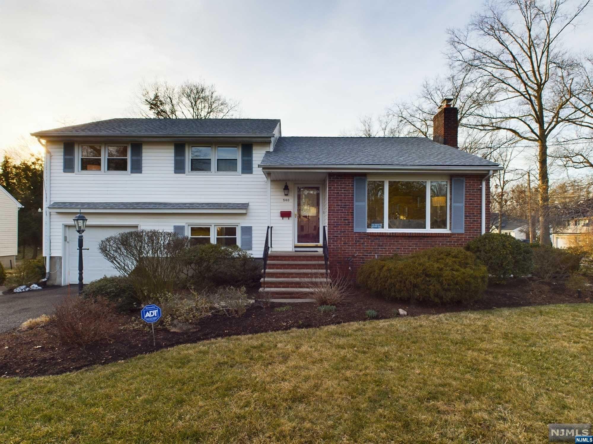 560 Northern Parkway