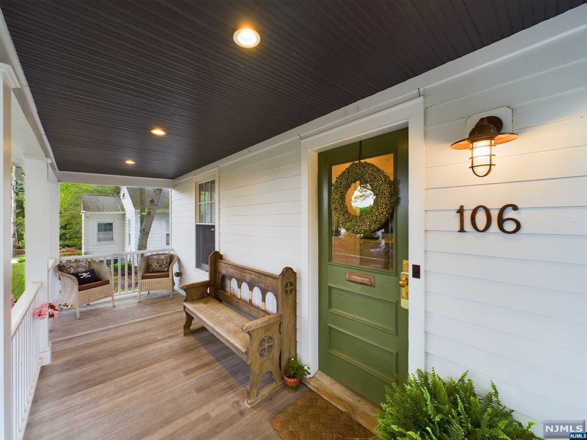 106 Walthery Avenue