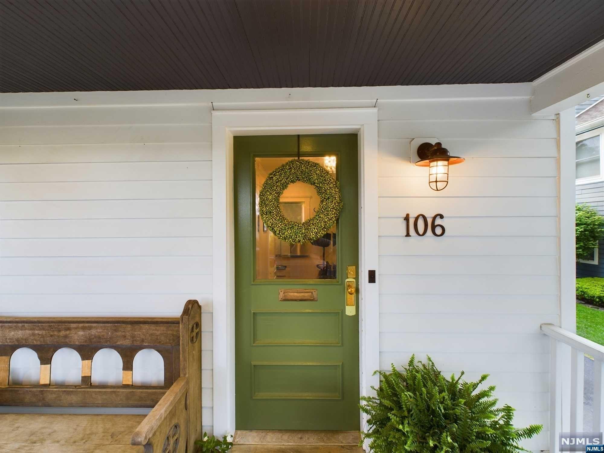 106 Walthery Avenue