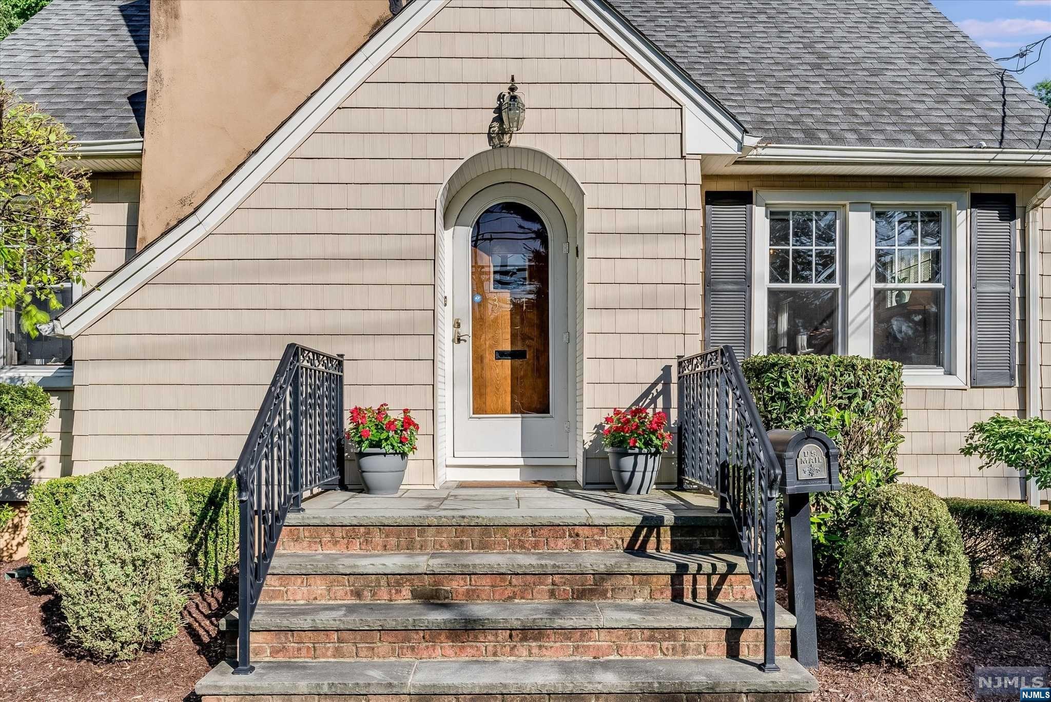 351 Doremus Avenue