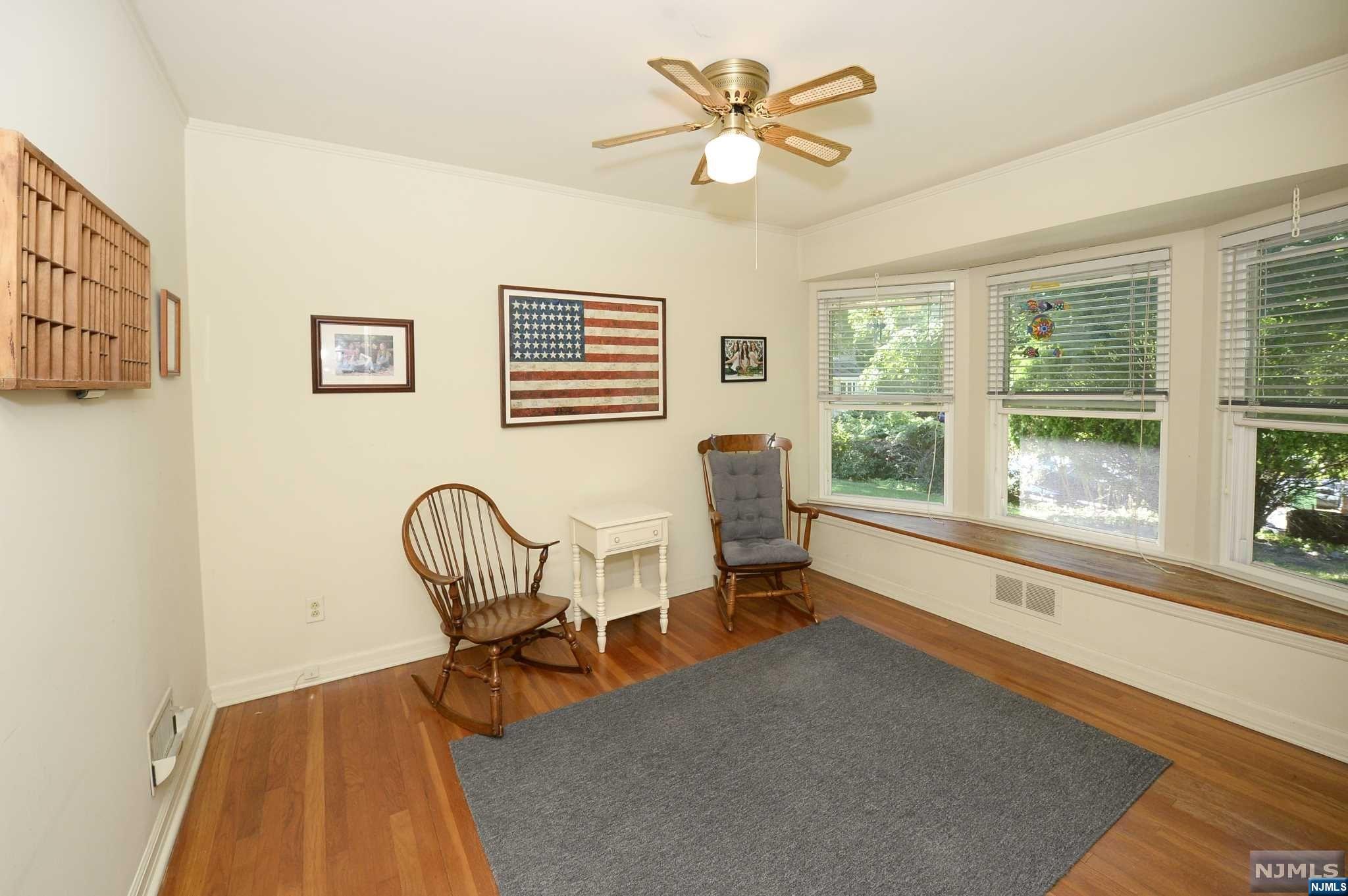 332 Mastin Place