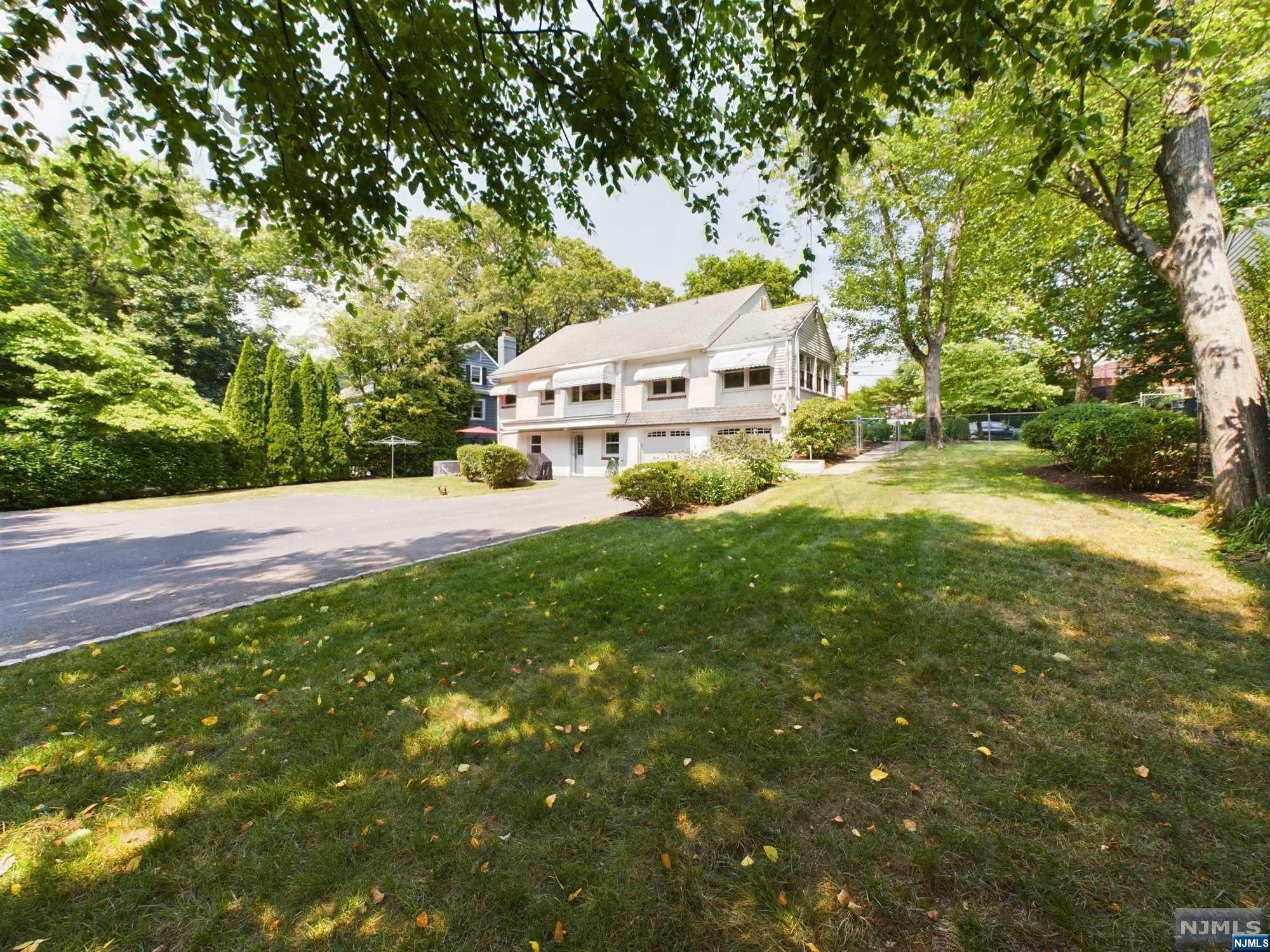 150 Hamilton Avenue