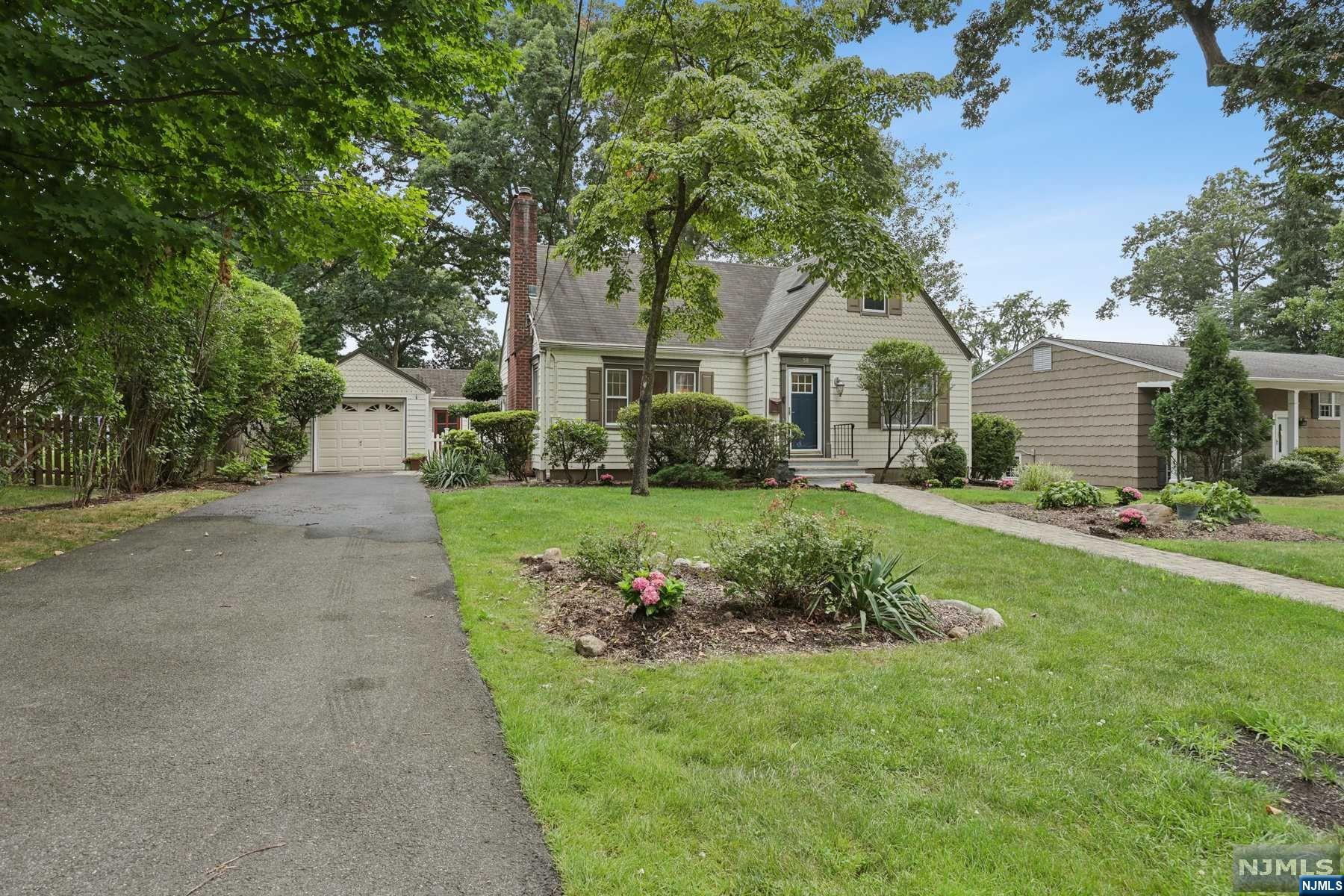 58 Midwood Avenue