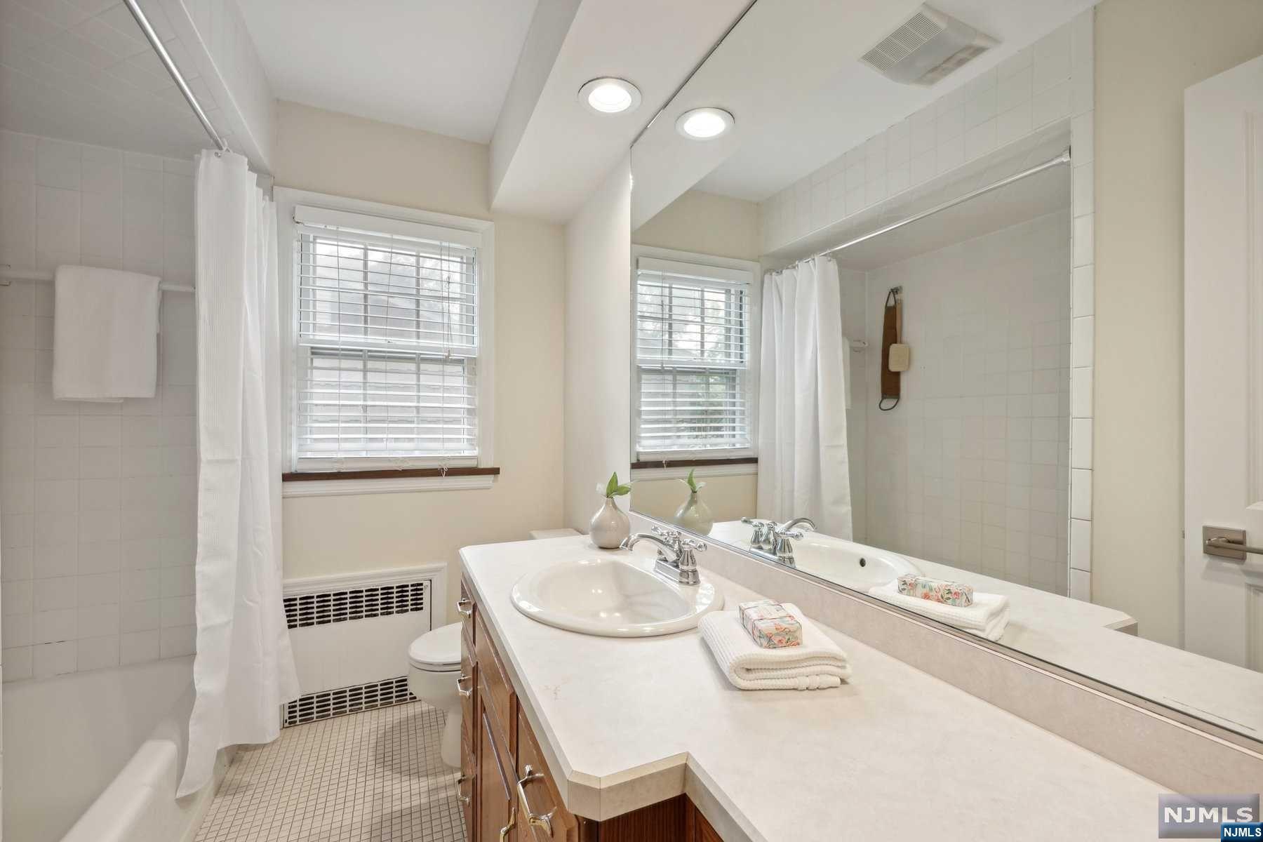 58 Midwood Avenue