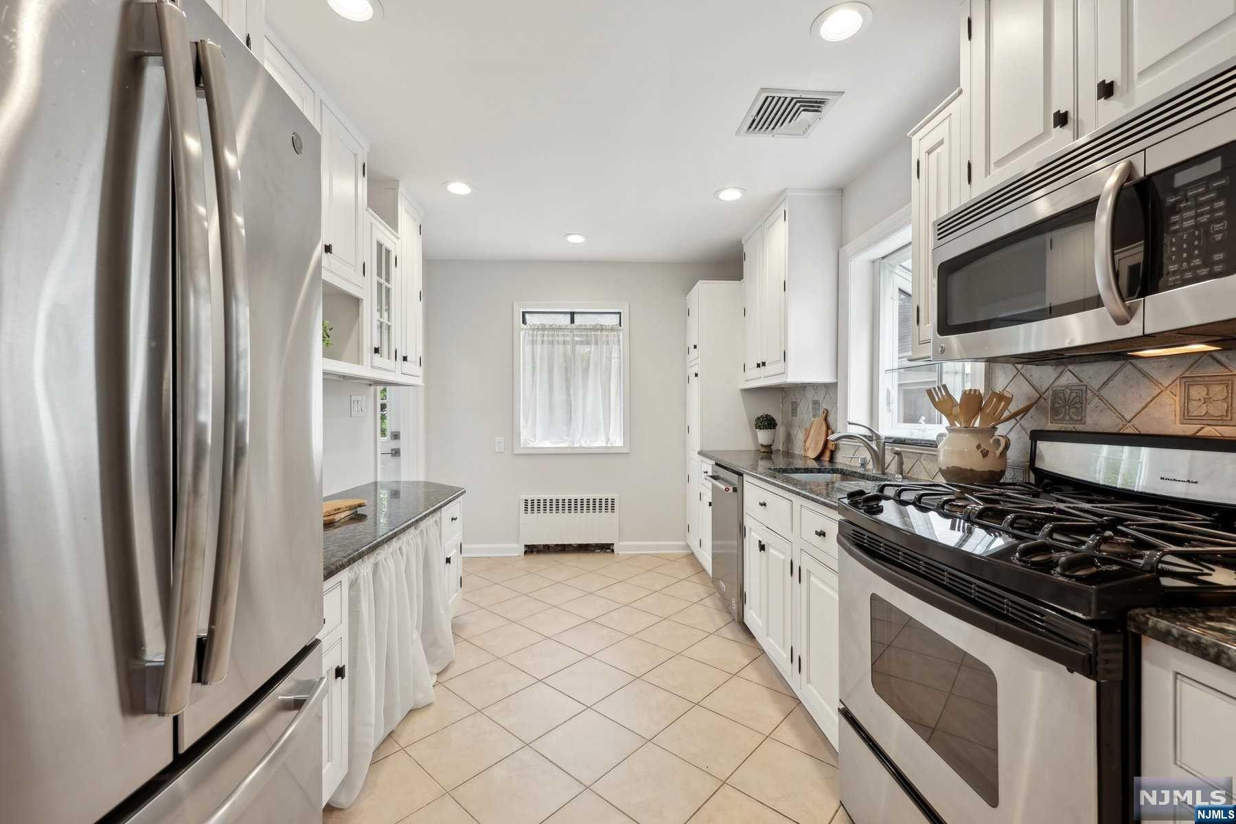 58 Midwood Avenue