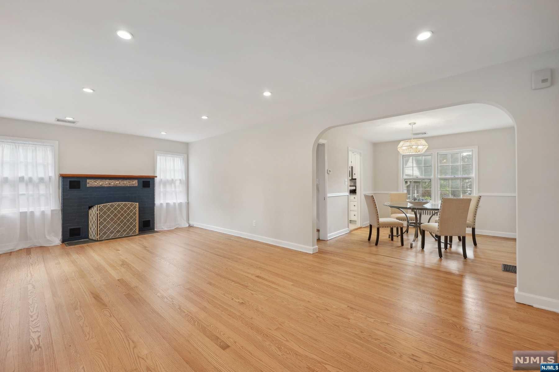 58 Midwood Avenue