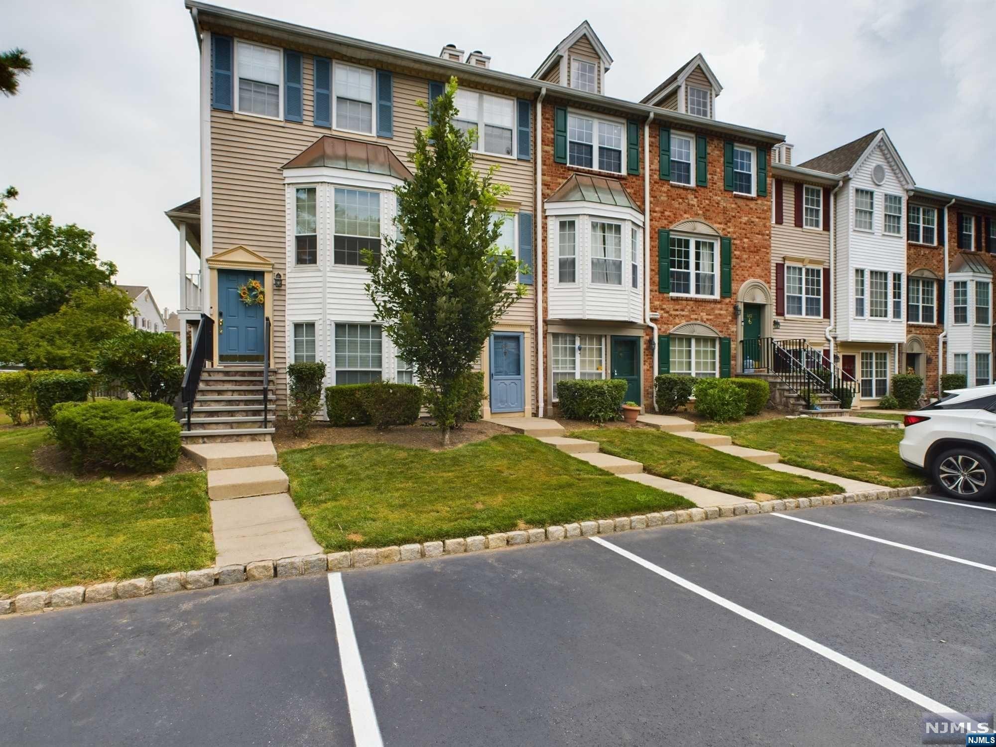 685 Plum Terrace