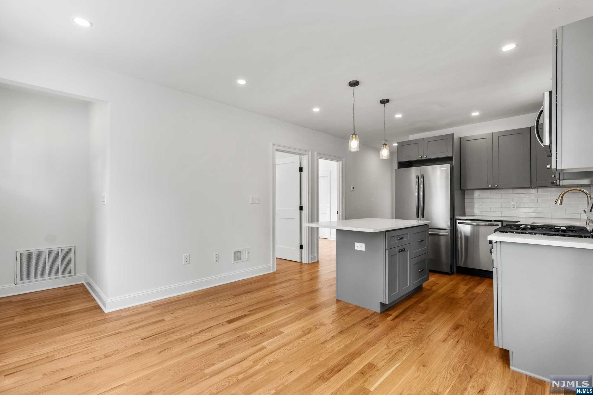 43 Franklin Avenue