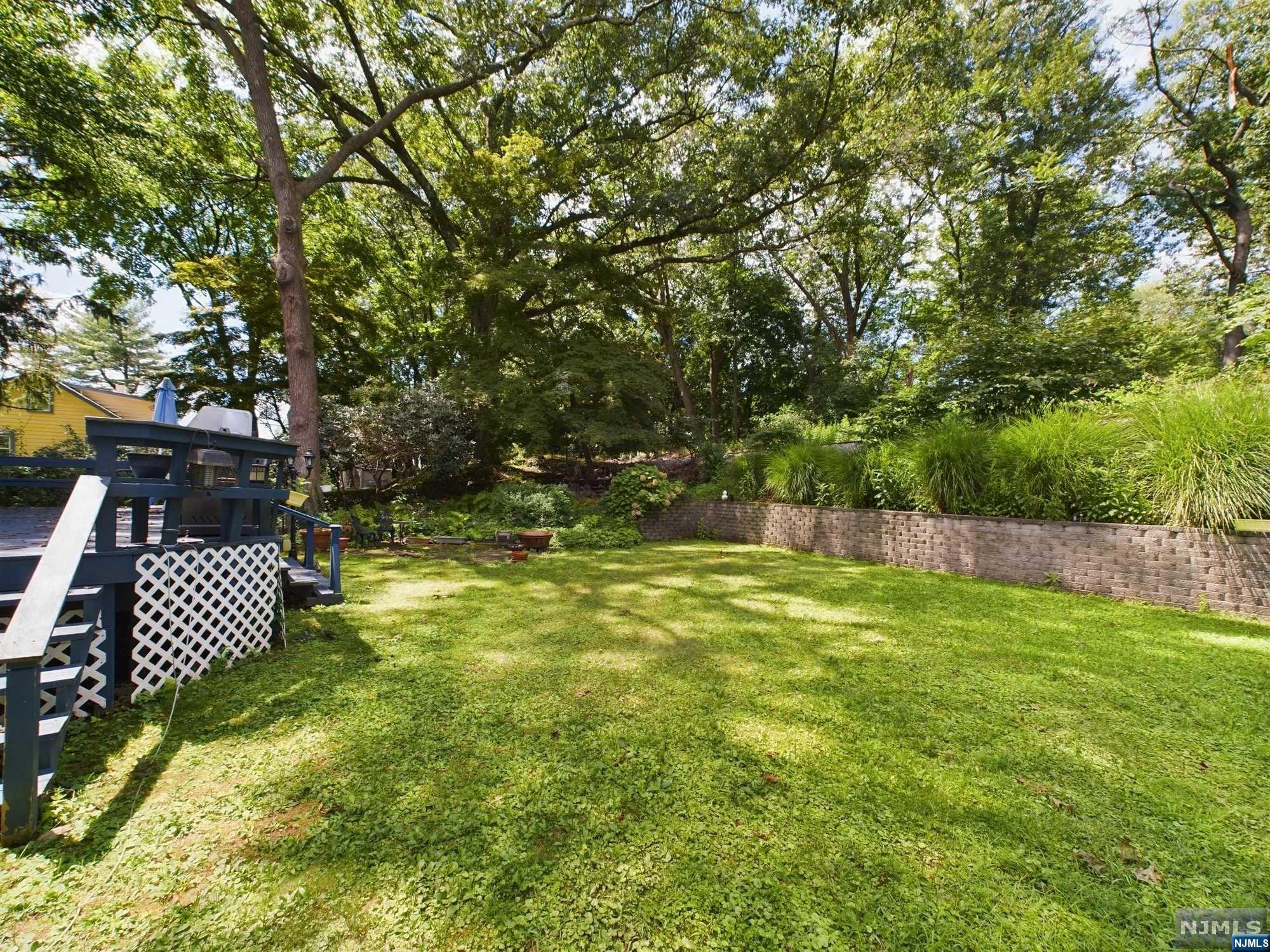 304 Lakeview Drive