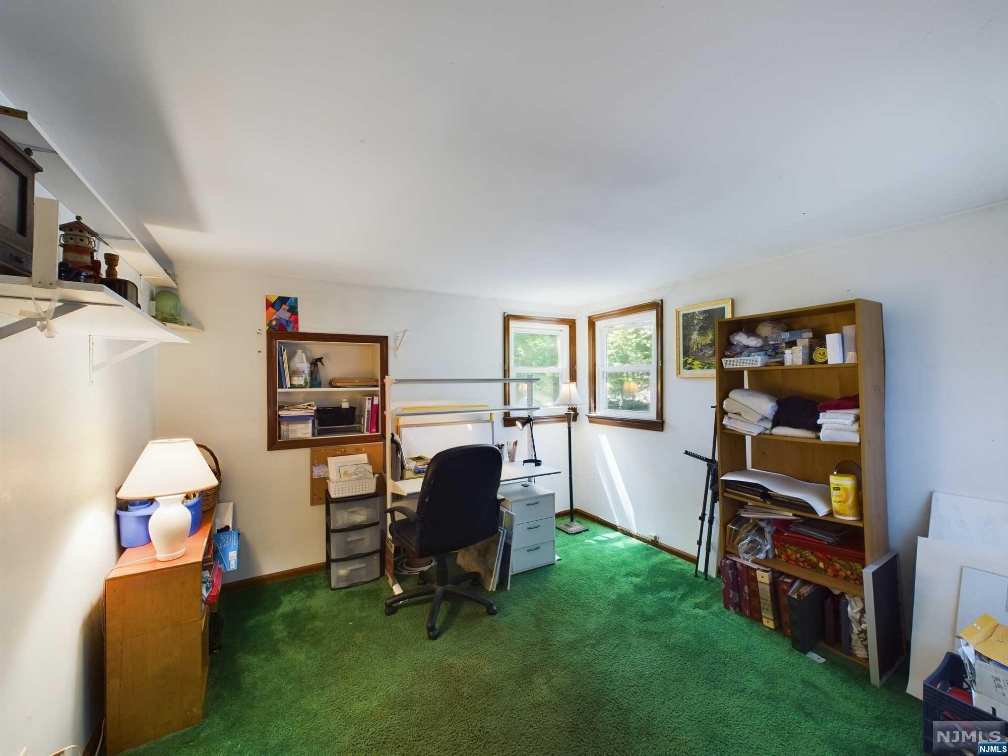304 Lakeview Drive