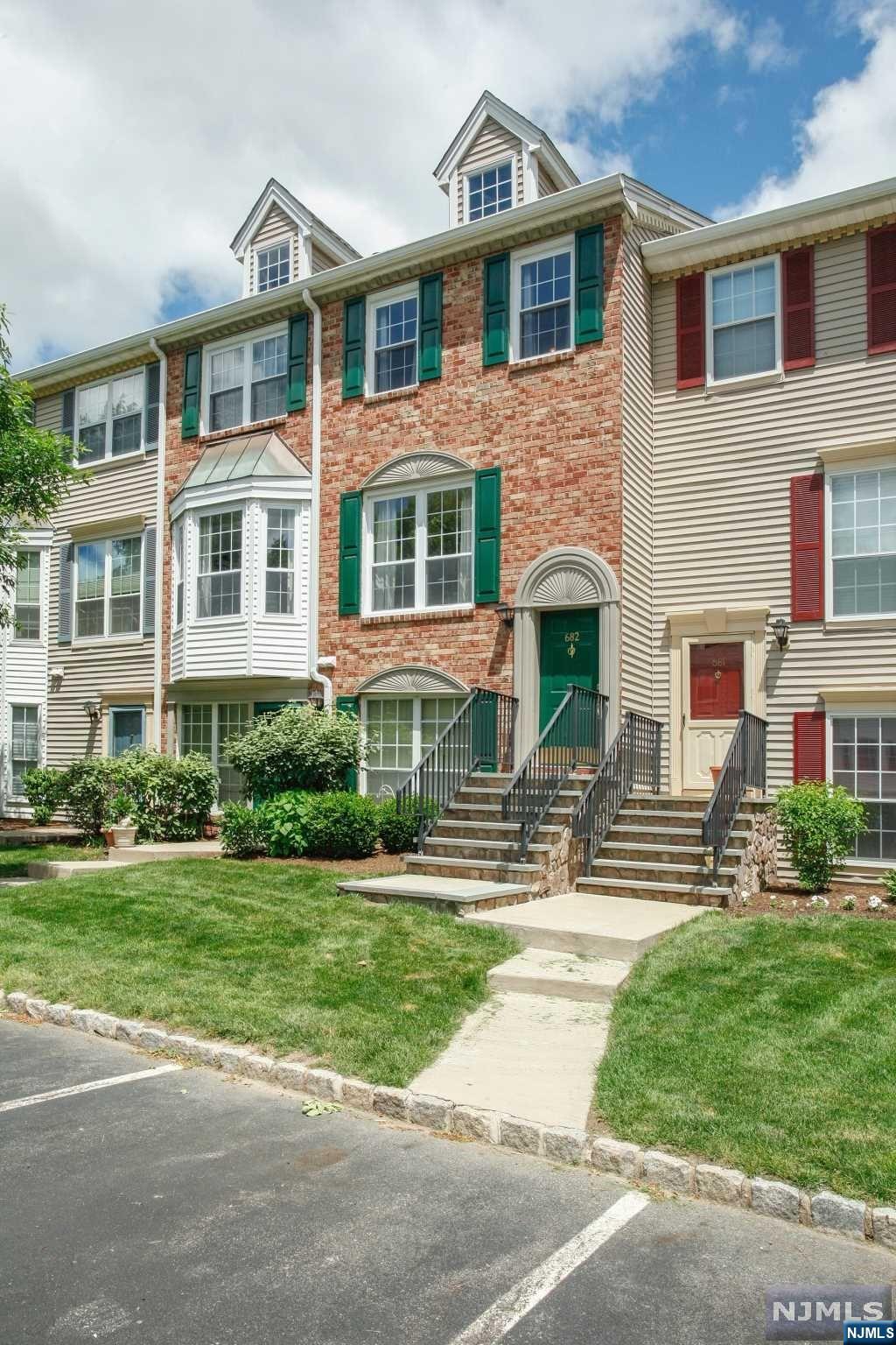 682 Plum Terrace