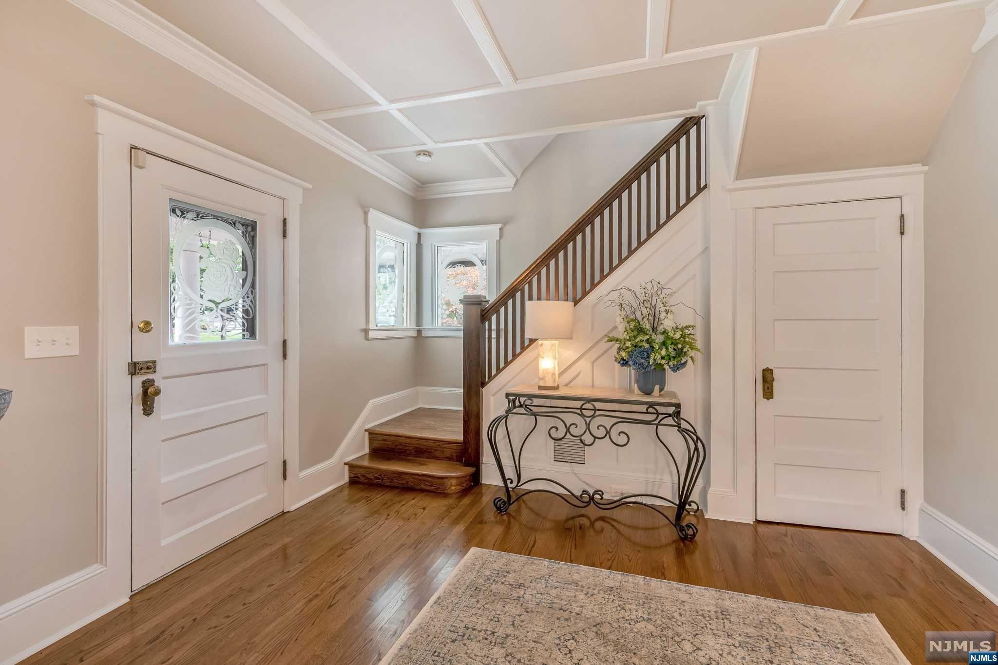 71 Walthery Avenue