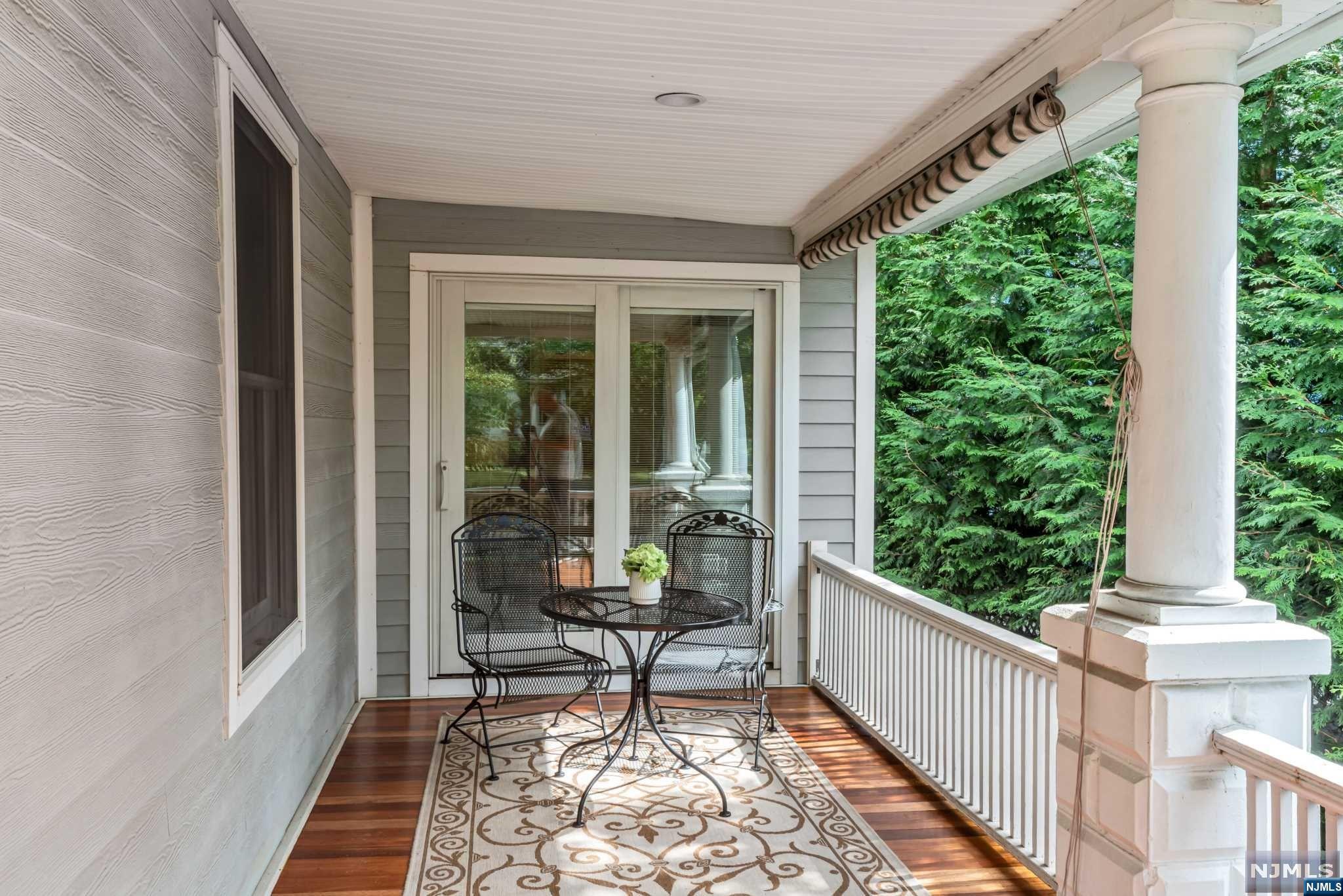 71 Walthery Avenue