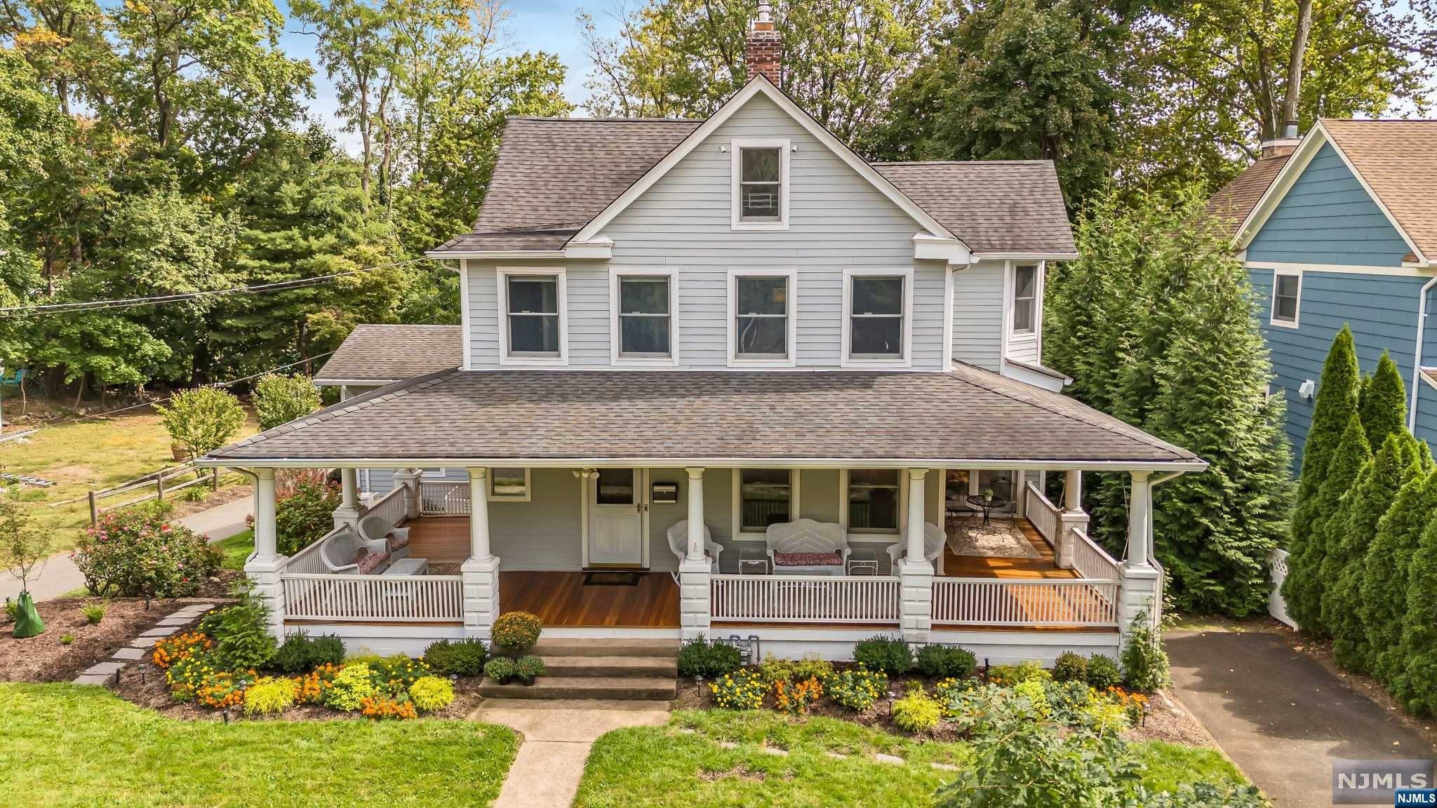 71 Walthery Avenue