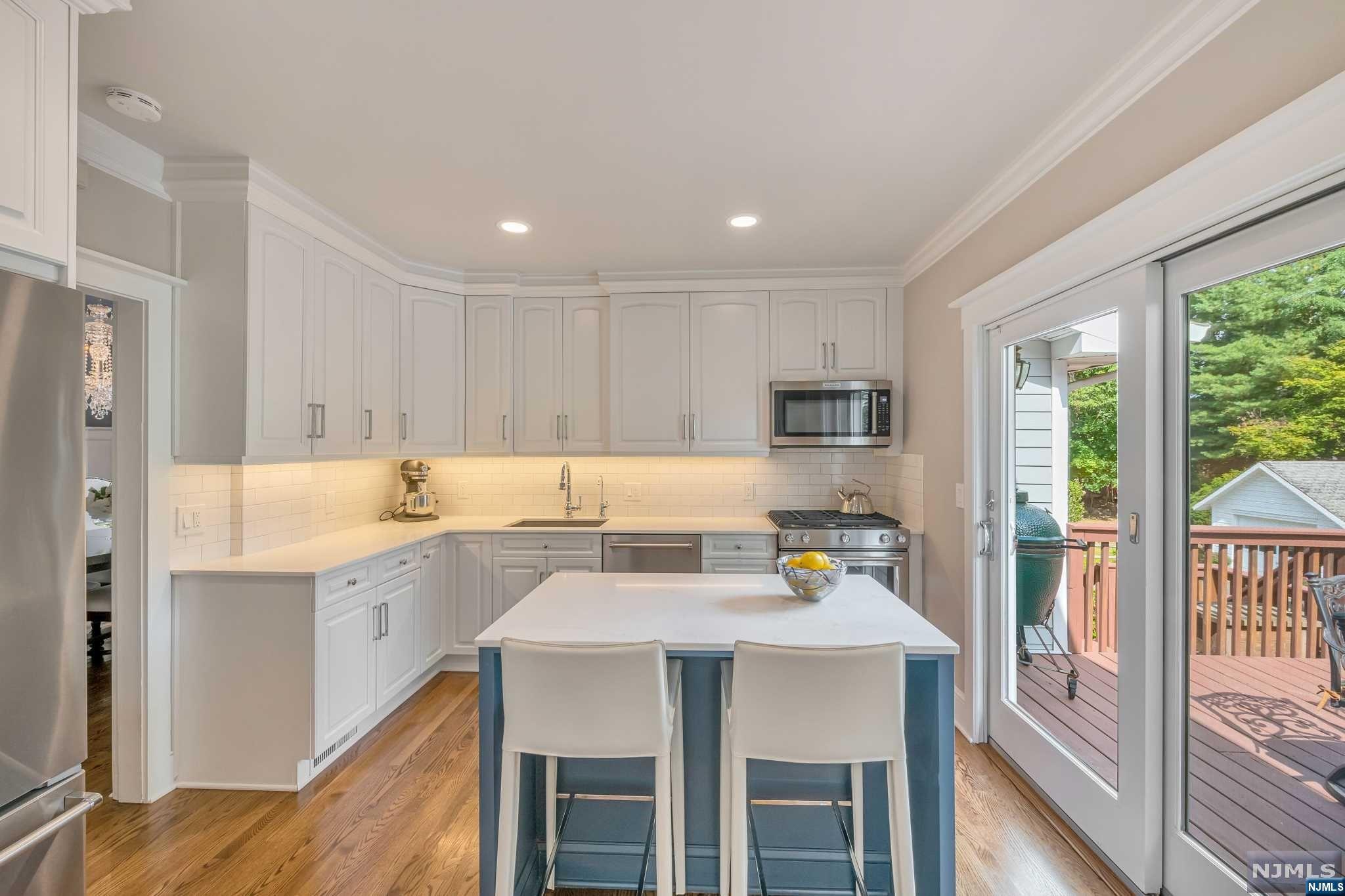 71 Walthery Avenue