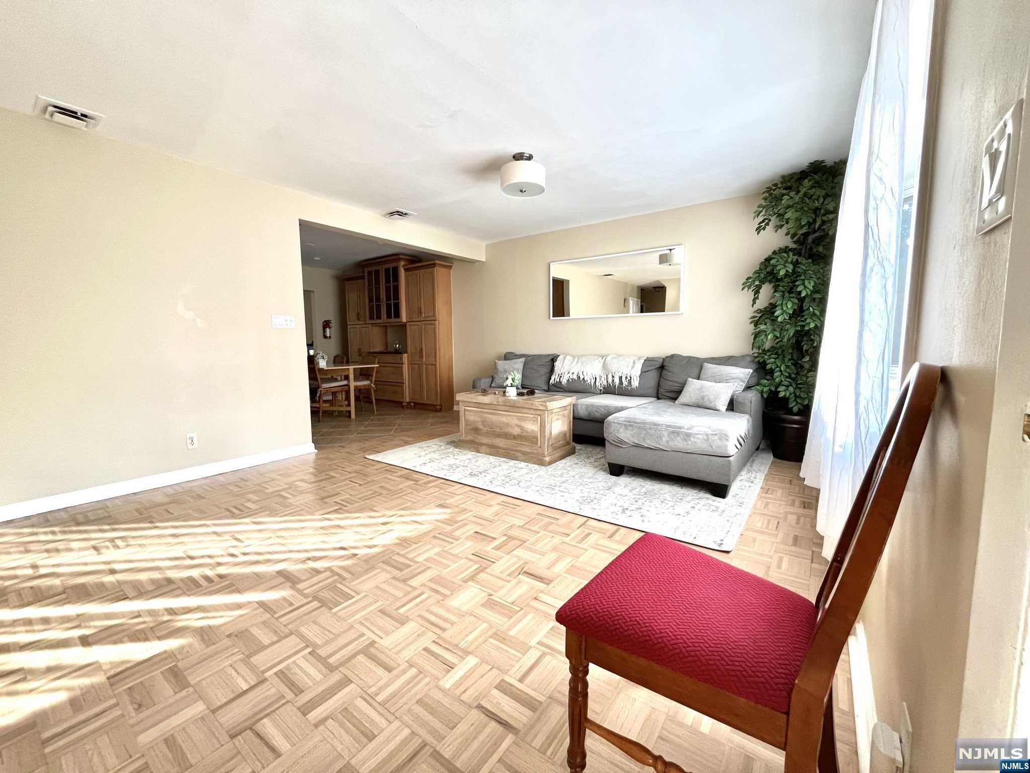 31-10 Gentner Road