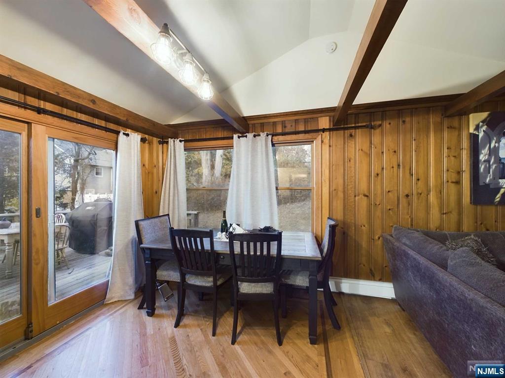 25 Grandview Lane