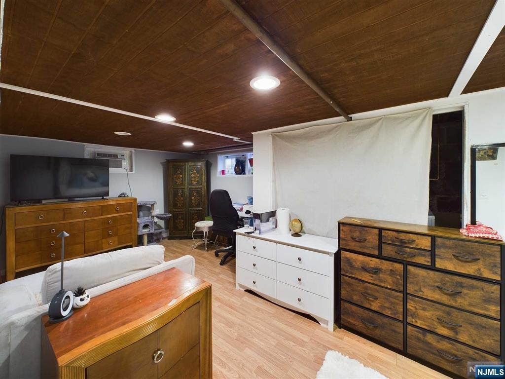 25 Grandview Lane