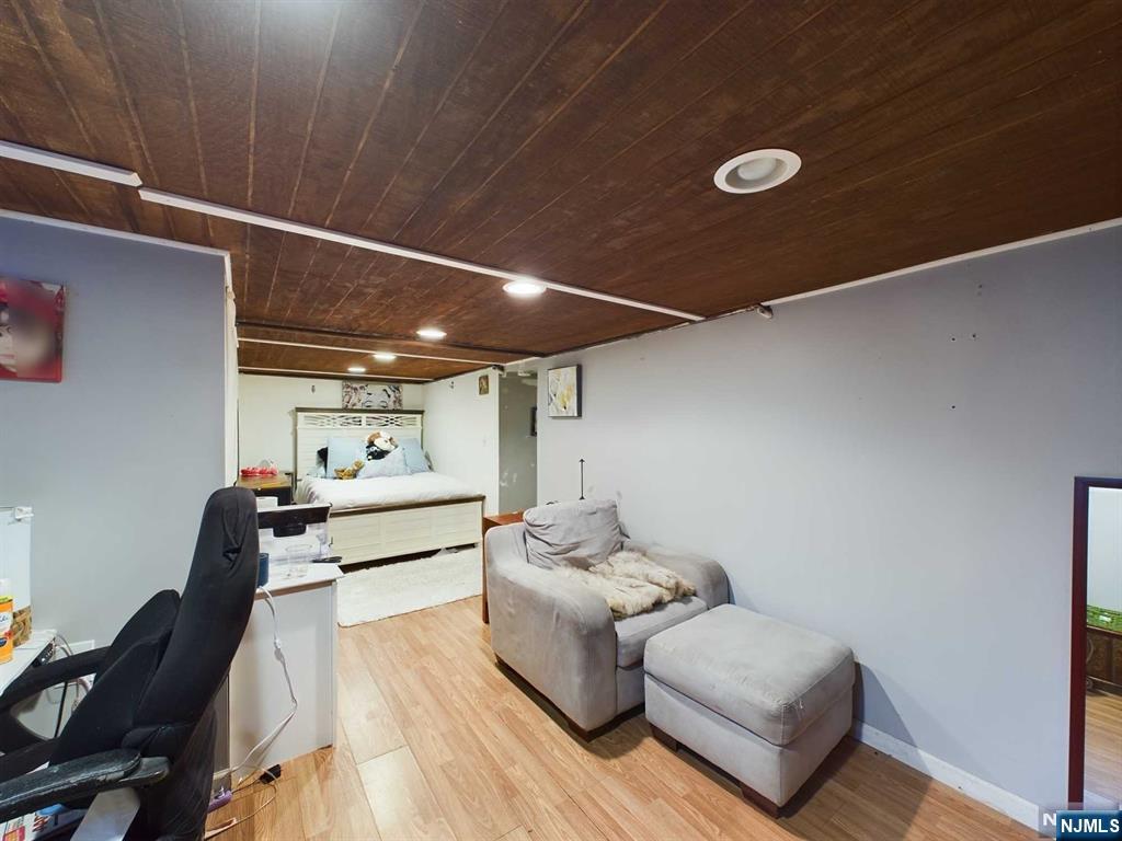 25 Grandview Lane