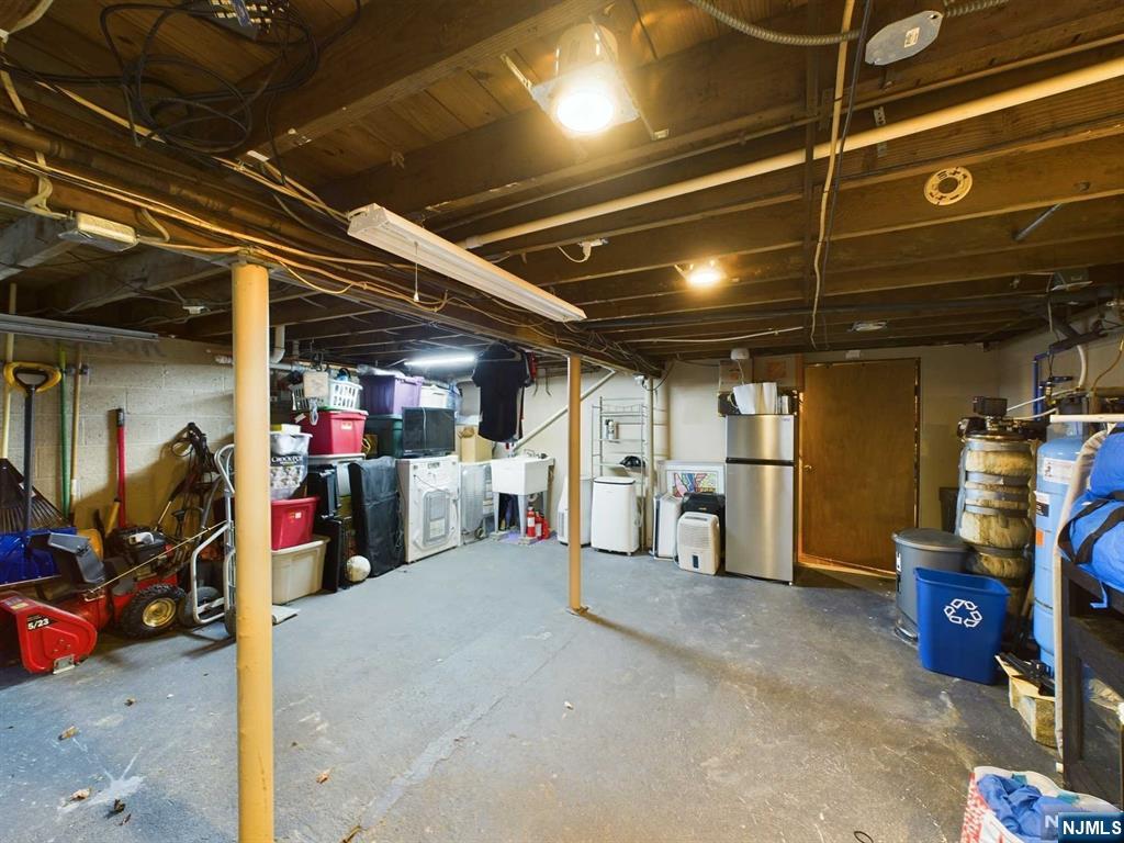 25 Grandview Lane