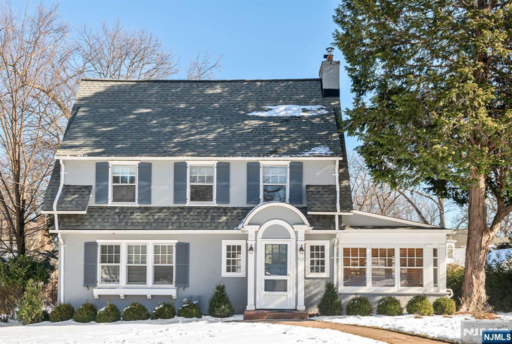 757 Hillcrest Road