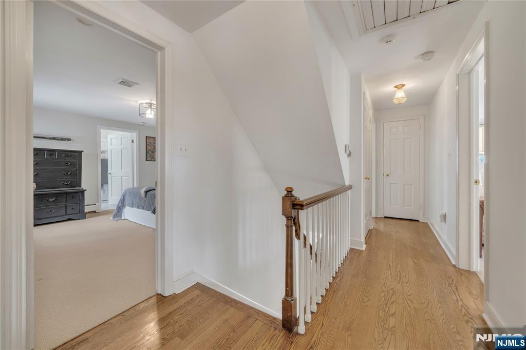 338 Heights Road