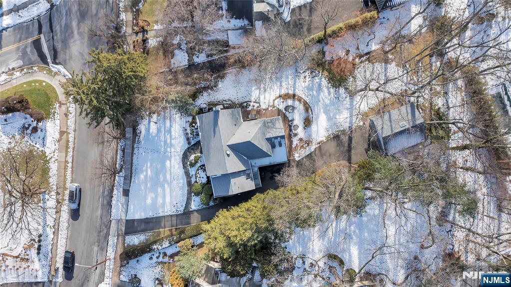 338 Heights Road
