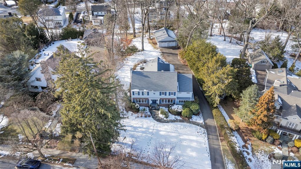 338 Heights Road