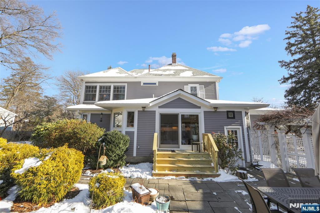 534 Summit Street