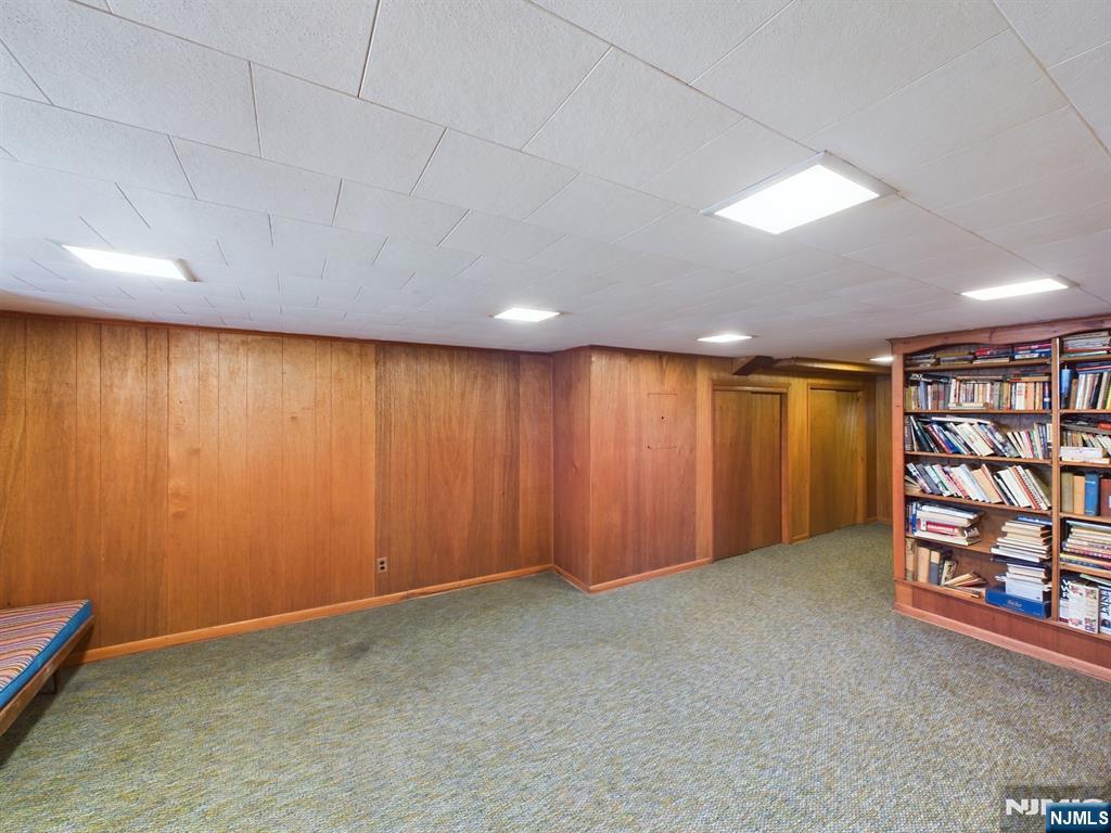 731 Upper Boulevard