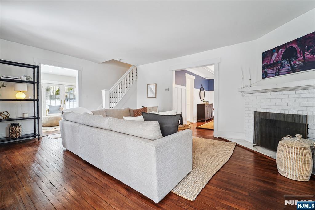 359 Linwood Avenue