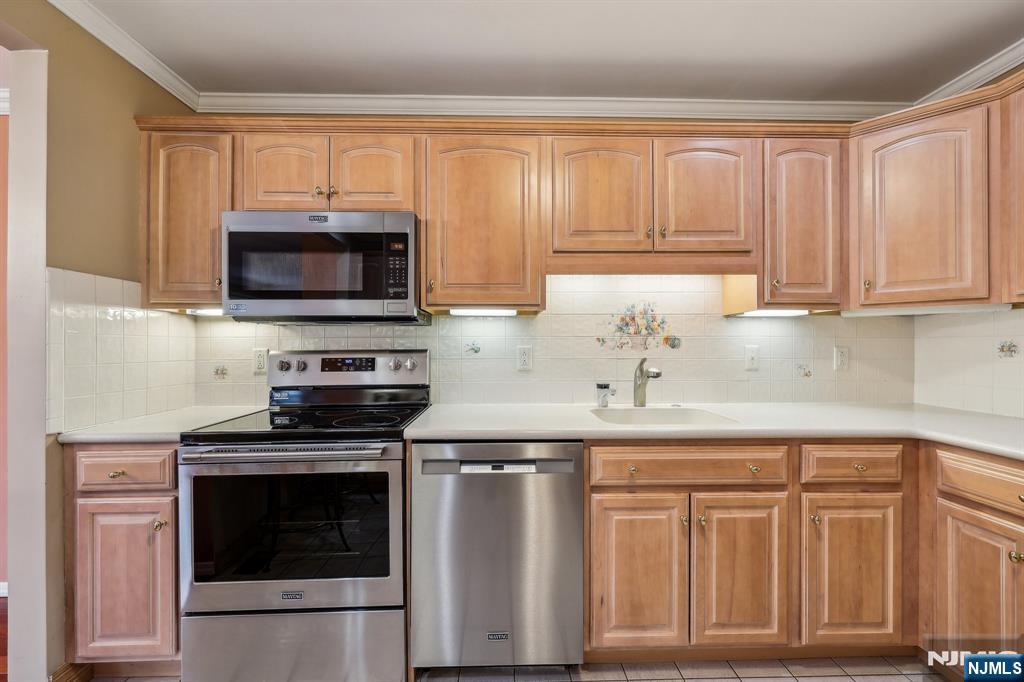 215 Mountain View Drive
