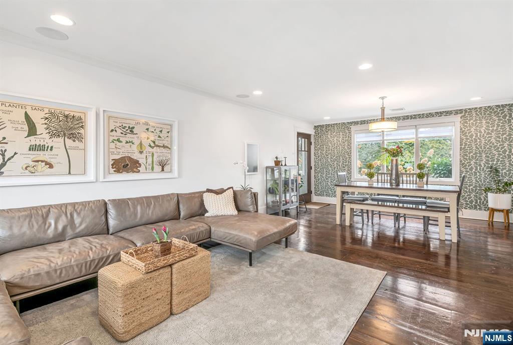 360 Westfield Avenue