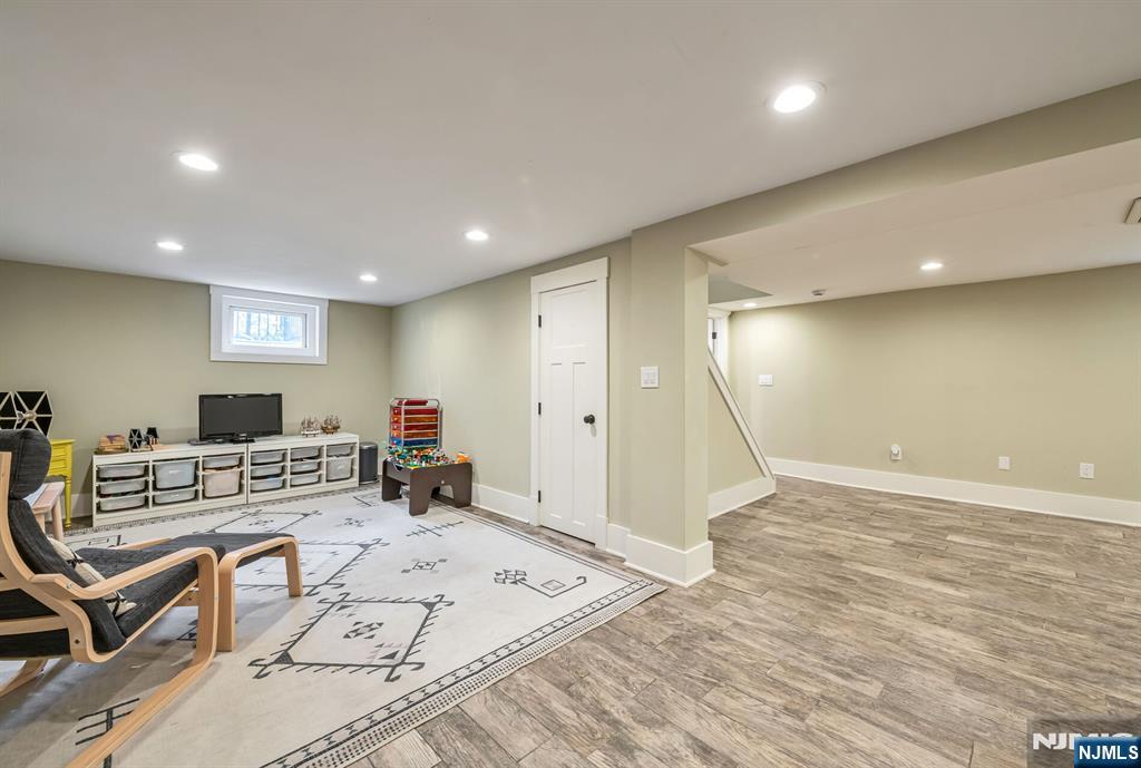 360 Westfield Avenue