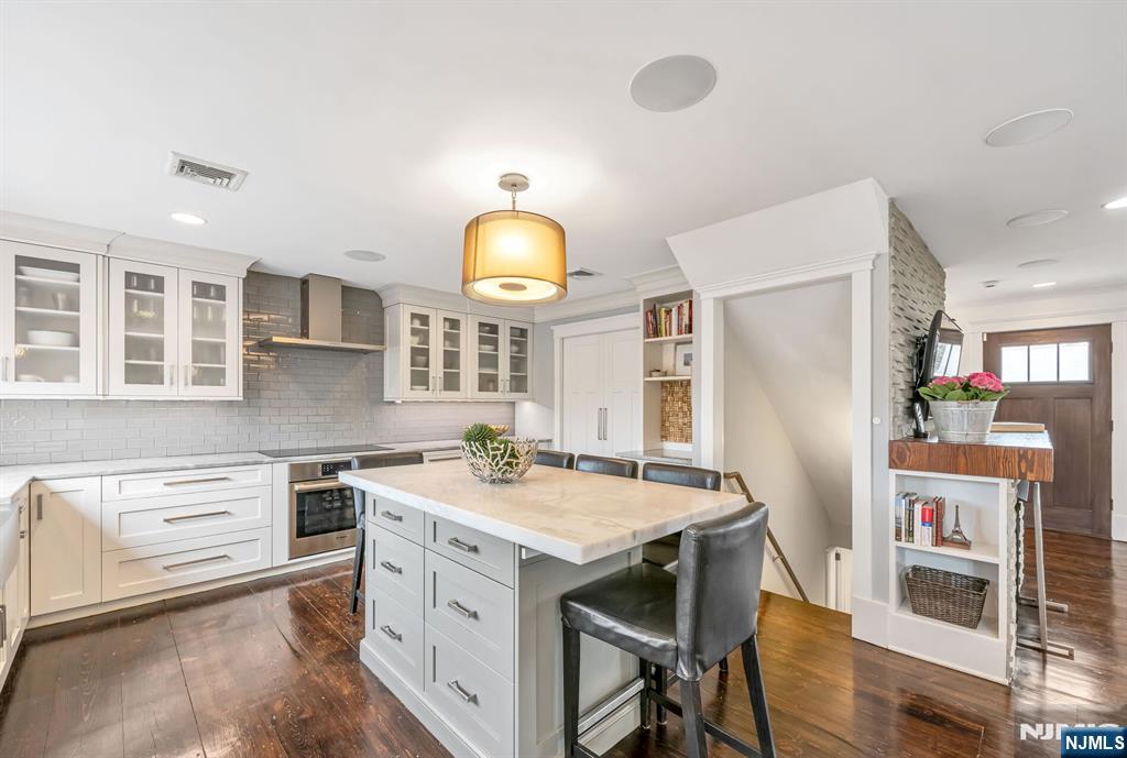 360 Westfield Avenue