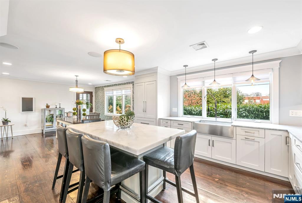 360 Westfield Avenue