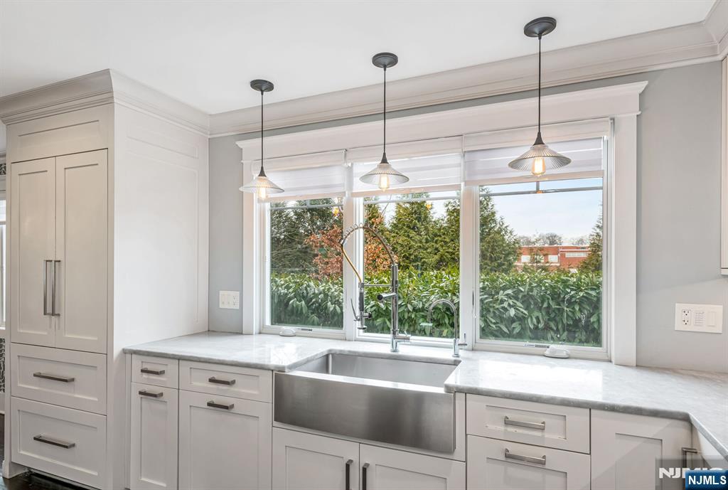 360 Westfield Avenue