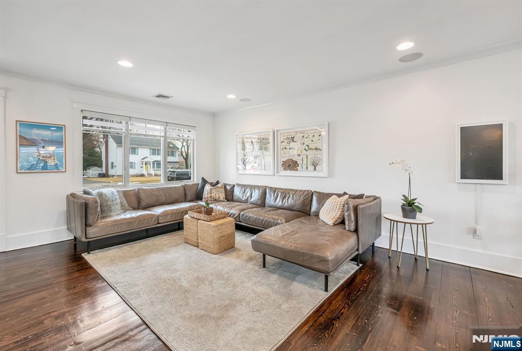 360 Westfield Avenue